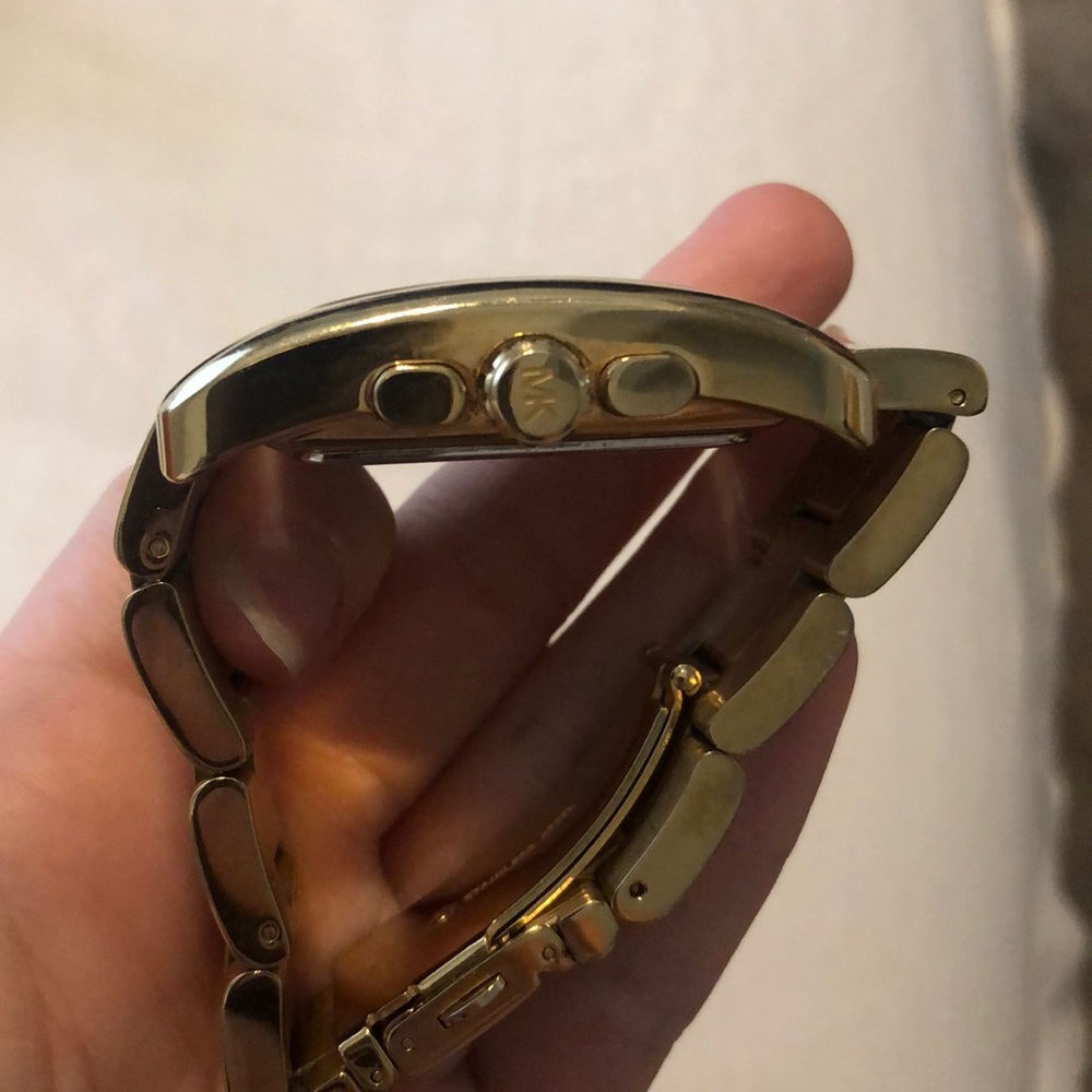 Michael Kors square faced gold watch - Picture 4 of 7